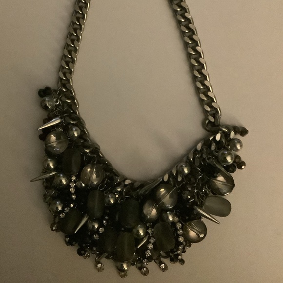 Chunky Necklace - Picture 2 of 4